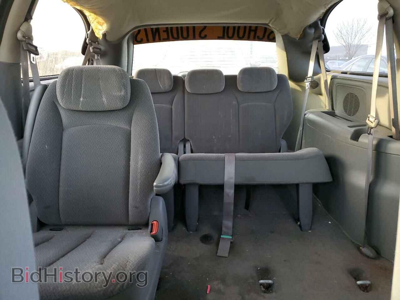 2006 CHRYSLER MINIVAN - VIN: 2A8GP44R46R615877 - Фото 10