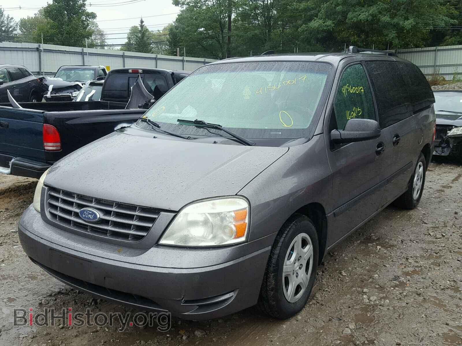 2006 FORD FREESTAR - VIN: 2FMDA51656BA39555 - Фото 2