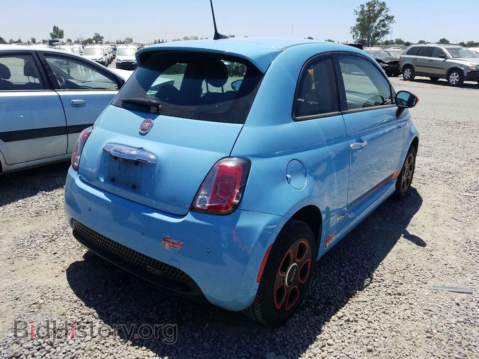 2017 FIAT 500 - VIN: 3C3CFFGE7HT565638 - Фото 4