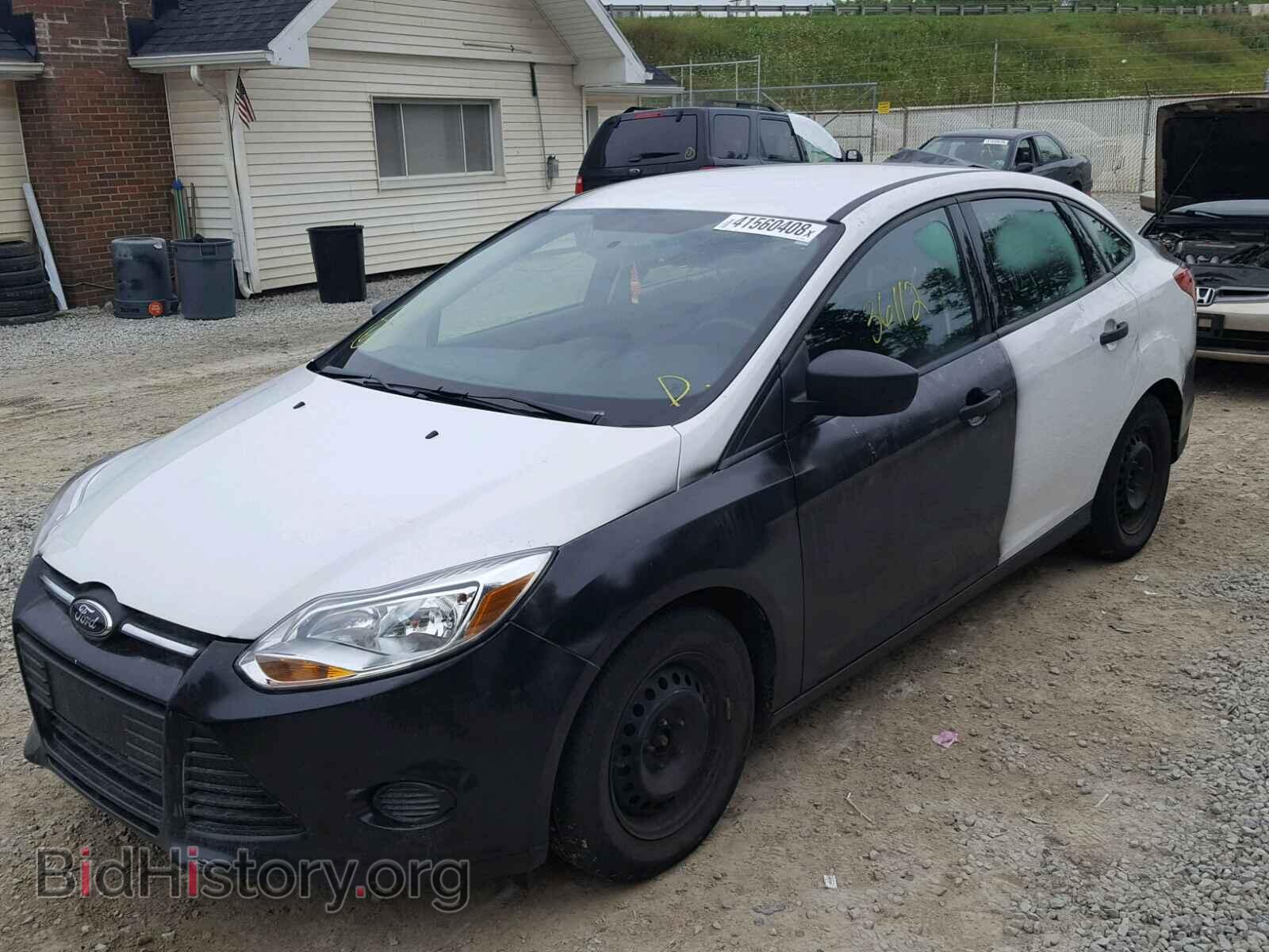 2013 FORD FOCUS - VIN: 1FADP3E26DL162458 - Фото 2