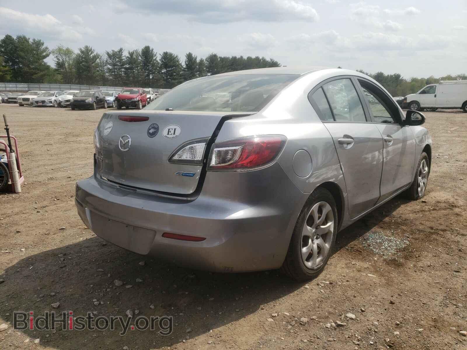 2013 MAZDA 3 - VIN: JM1BL1UP3D1832428 - Photo 4