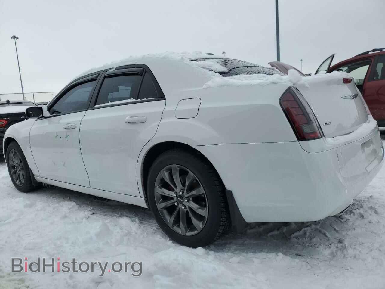 2014 CHRYSLER 300 - VIN: 2C3CCAGG9EH381836 - Photo 2