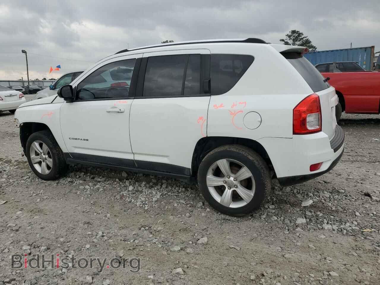 2011 JEEP COMPASS - VIN: 1J4NT1FAXBD246546 - Фото 2