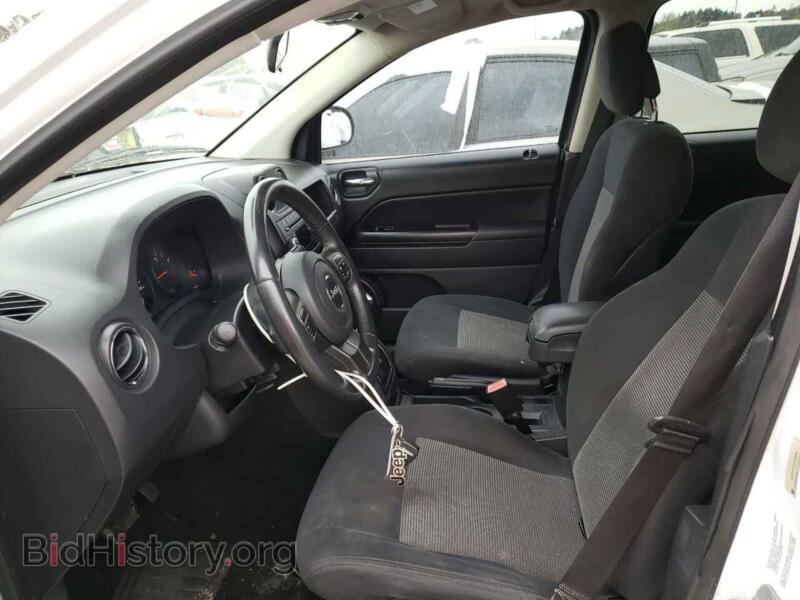 2011 Jeep COMPASS (VIN 1J4NT1FAXBD246546) — photo 7 of 14