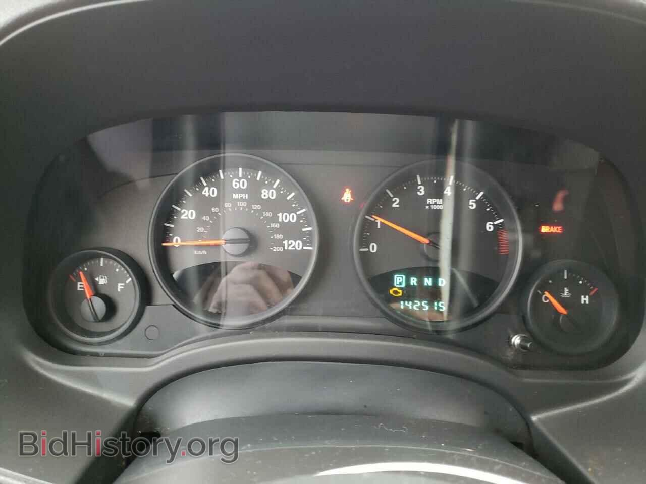 2011 JEEP COMPASS - VIN: 1J4NT1FAXBD246546 - Фото 9