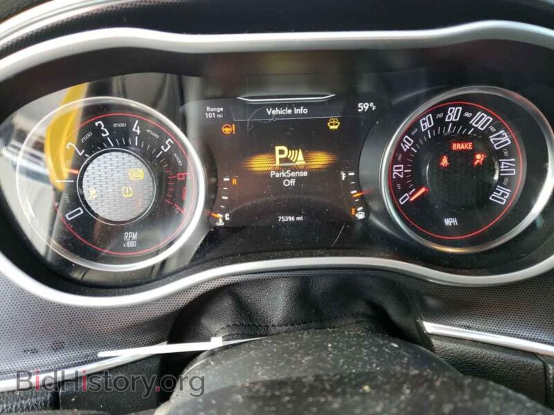 2017 Dodge CHALLENGER (VIN 2C3CDZBT3HH611309) — фото 9 из 12