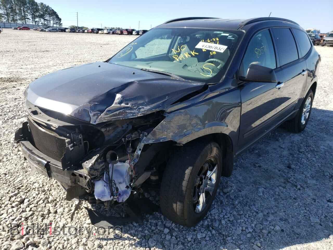 2014 CHEVROLET TRAVERSE - VIN: 1GNKRFKD5EJ271677 - Фото 2