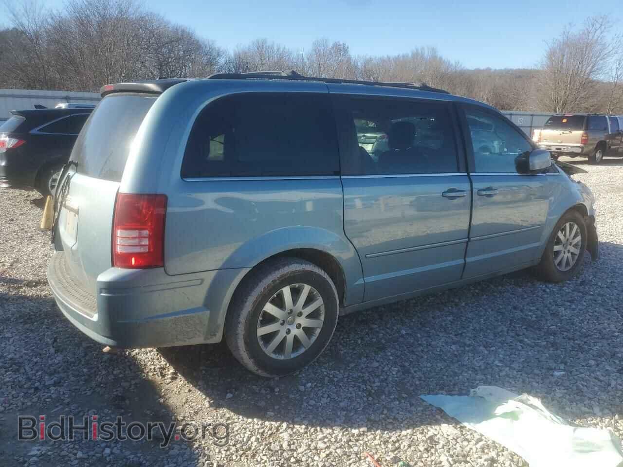 2008 CHRYSLER MINIVAN - VIN: 2A8HR54P68R132462 - Фото 3