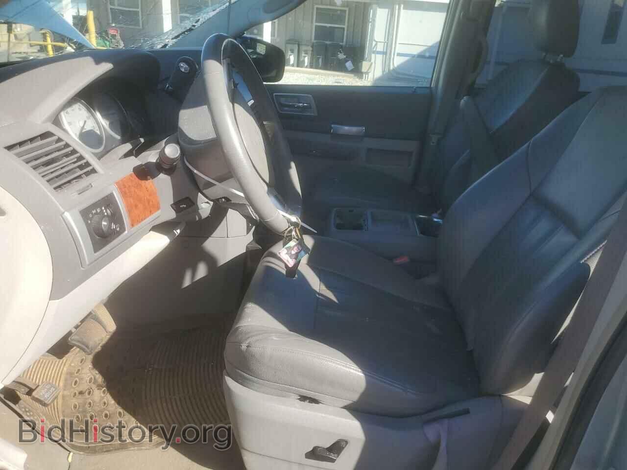 2008 CHRYSLER MINIVAN - VIN: 2A8HR54P68R132462 - Фото 7