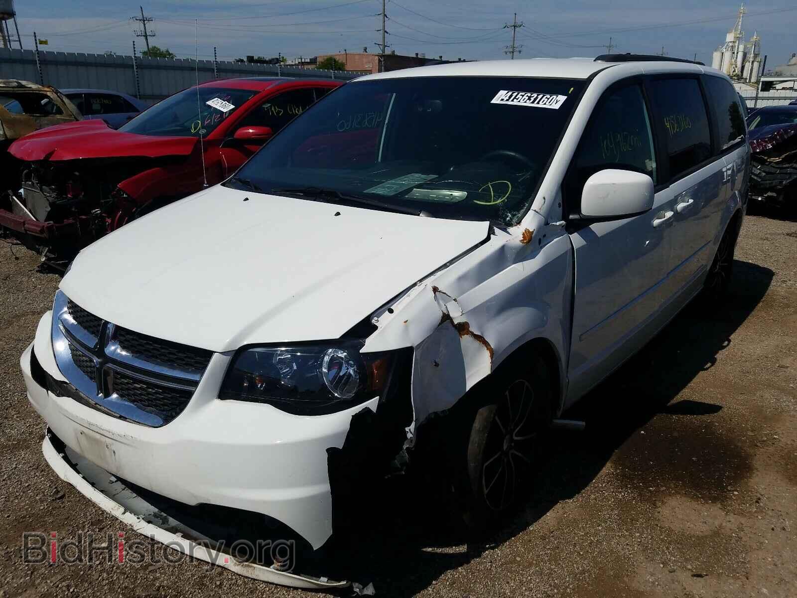 2017 DODGE CARAVAN - VIN: 2C4RDGEG2HR580430 - Photo 2