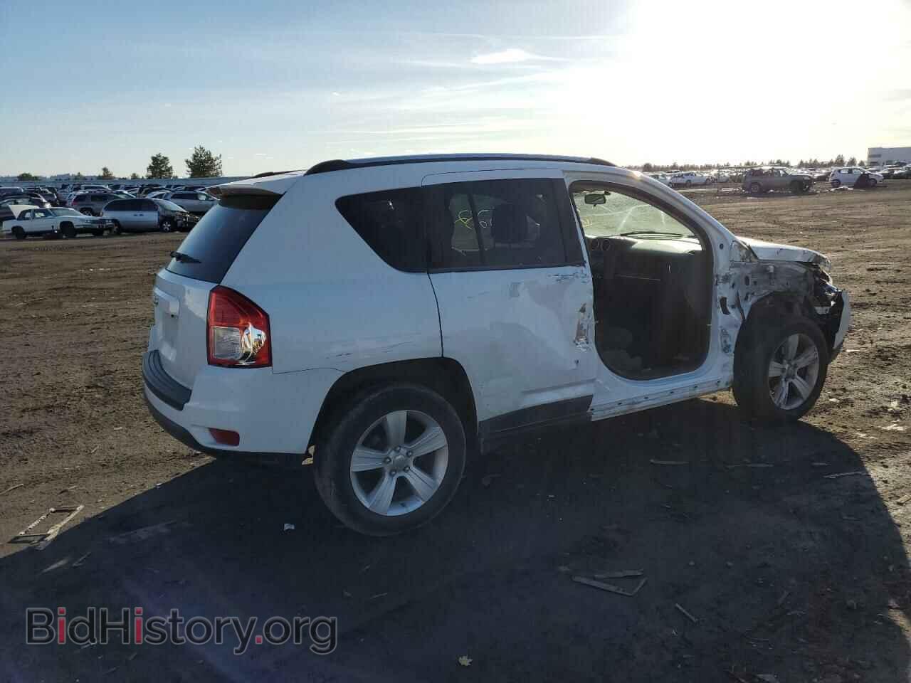 2011 JEEP COMPASS - VIN: 1J4NF1FB9BD174657 - Фото 3