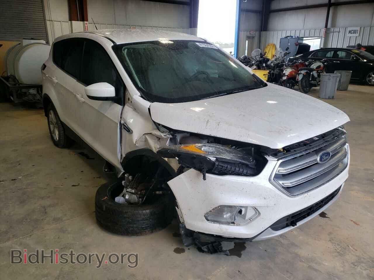 Фотография 1FMCU0G94HUB81612 - FORD ESCAPE 2017