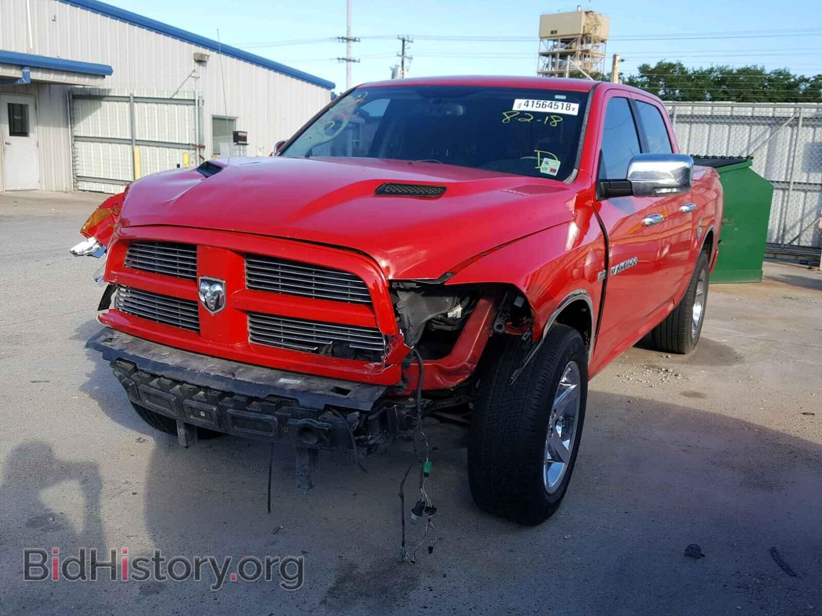 2011 DODGE RAM 1500 - VIN: 1D7RB1CT8BS677047 - Фото 2