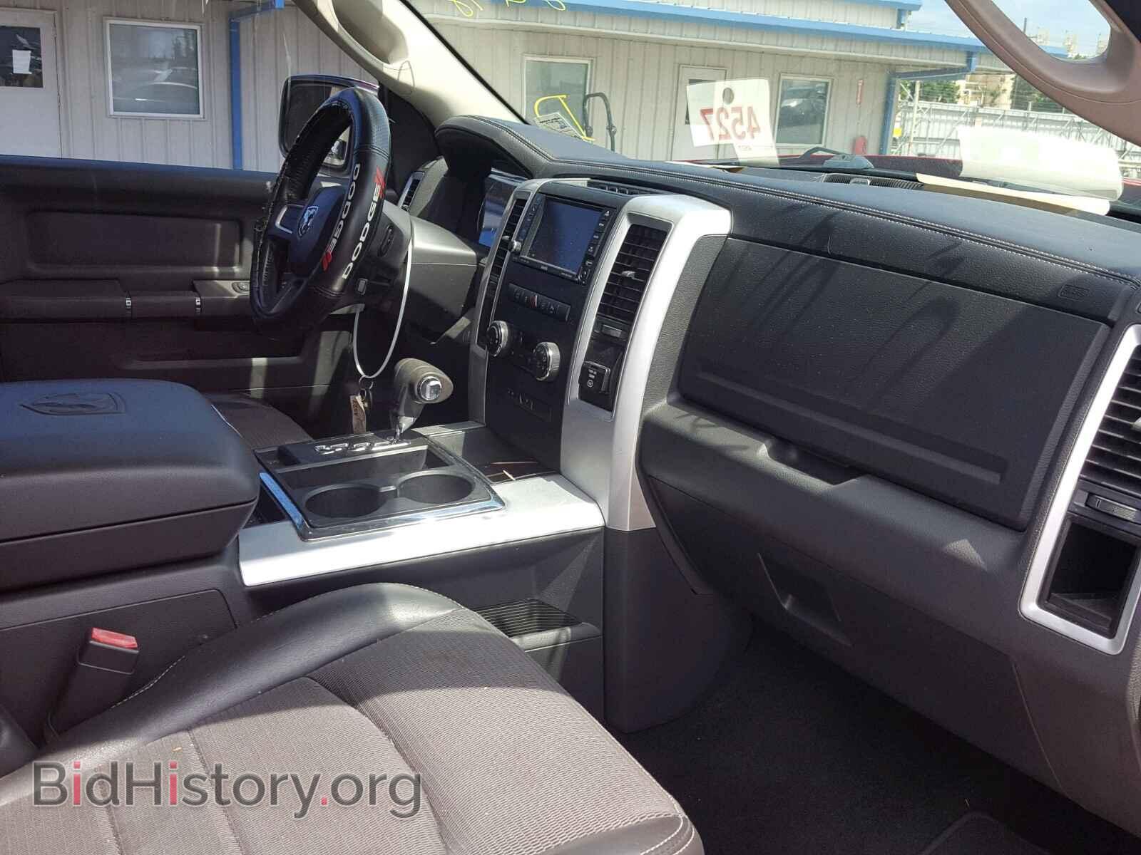 2011 DODGE RAM 1500 - VIN: 1D7RB1CT8BS677047 - Фото 5