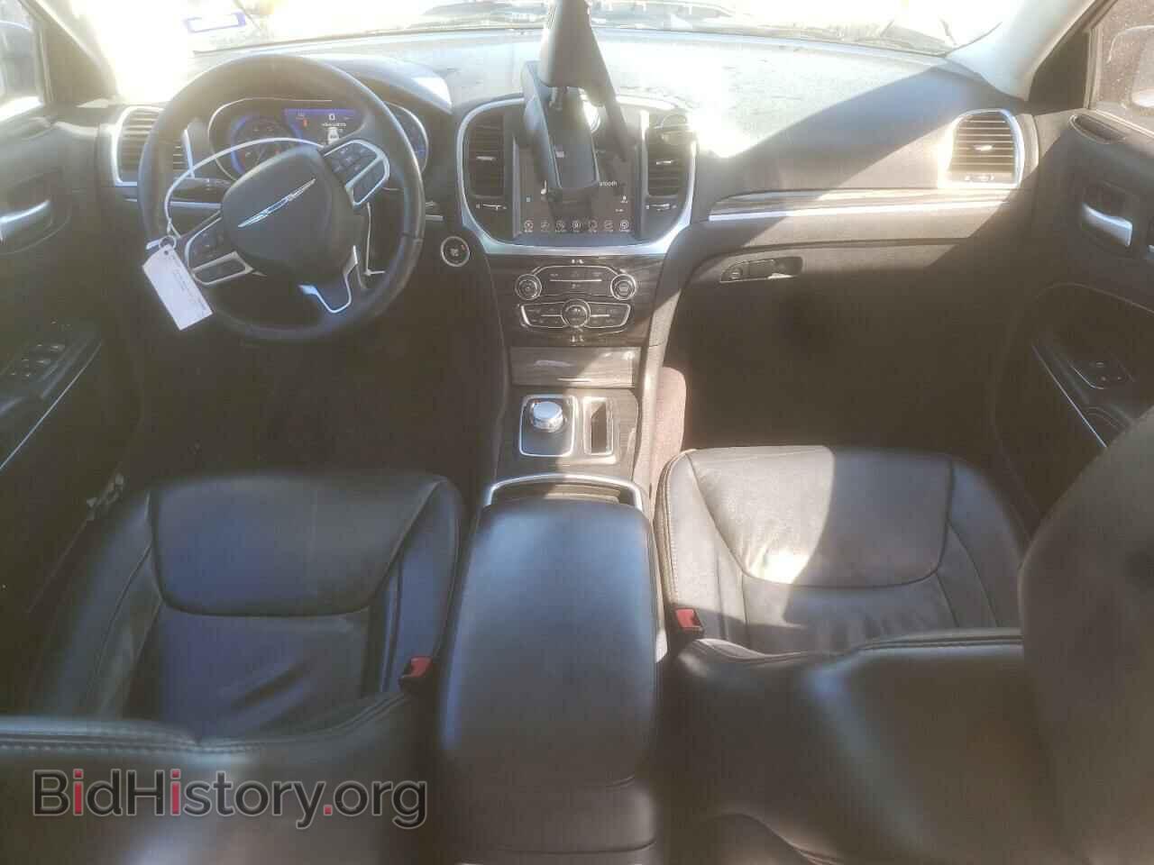 2017 CHRYSLER 300 - VIN: 2C3CCAAG7HH552452 - Фото 8