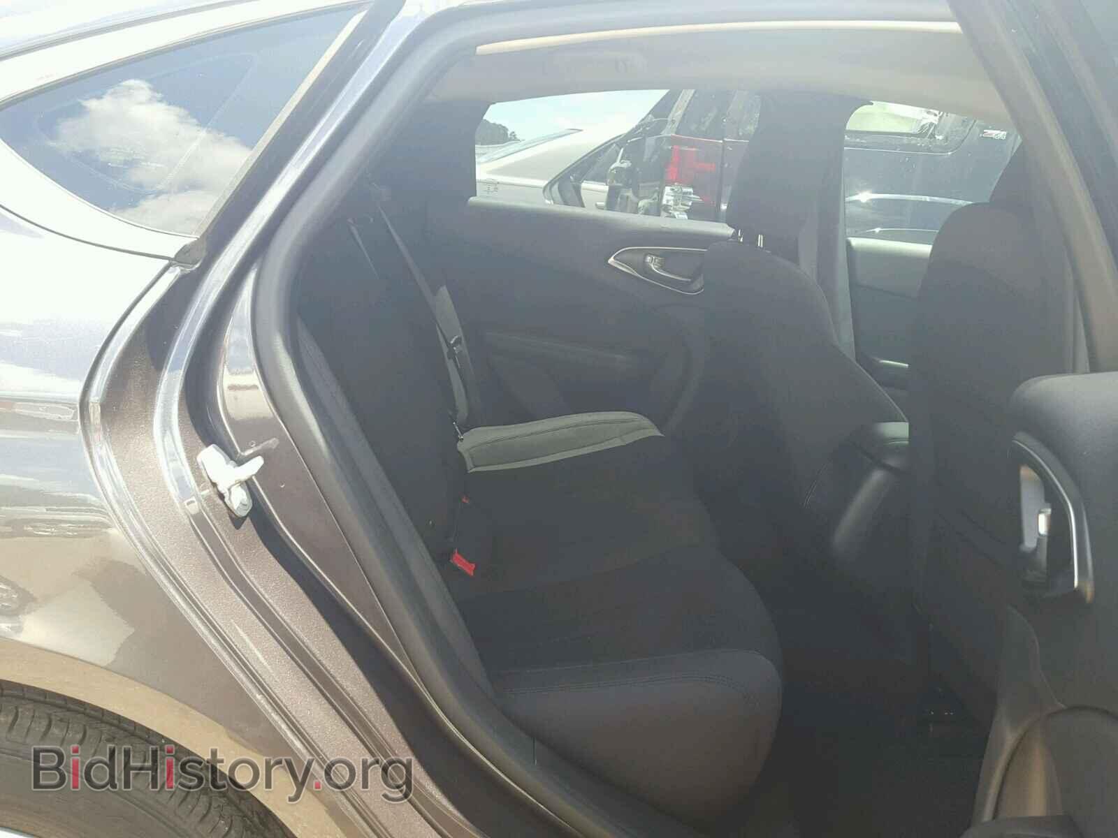 2016 CHRYSLER 200 - VIN: 1C3CCCAB0GN109730 - Фото 6