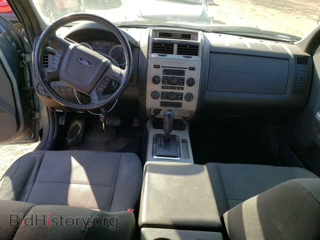 2011 FORD ESCAPE - VIN: 1FMCU0D73BKB40698 - Фото 8