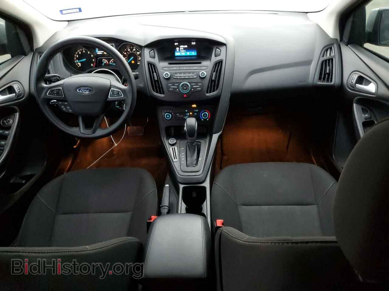 2017 FORD FOCUS - VIN: 1FADP3F2XHL210175 - Photo 8