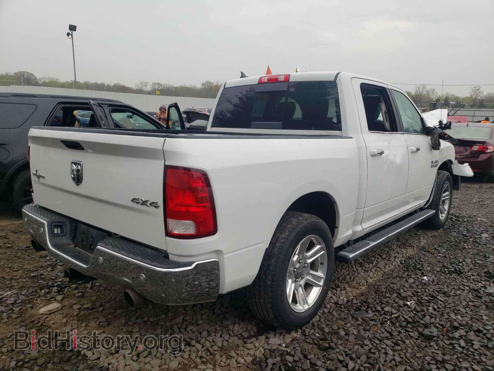 2017 RAM 1500 - VIN: 1C6RR6LT3HS662040 - Фото 4