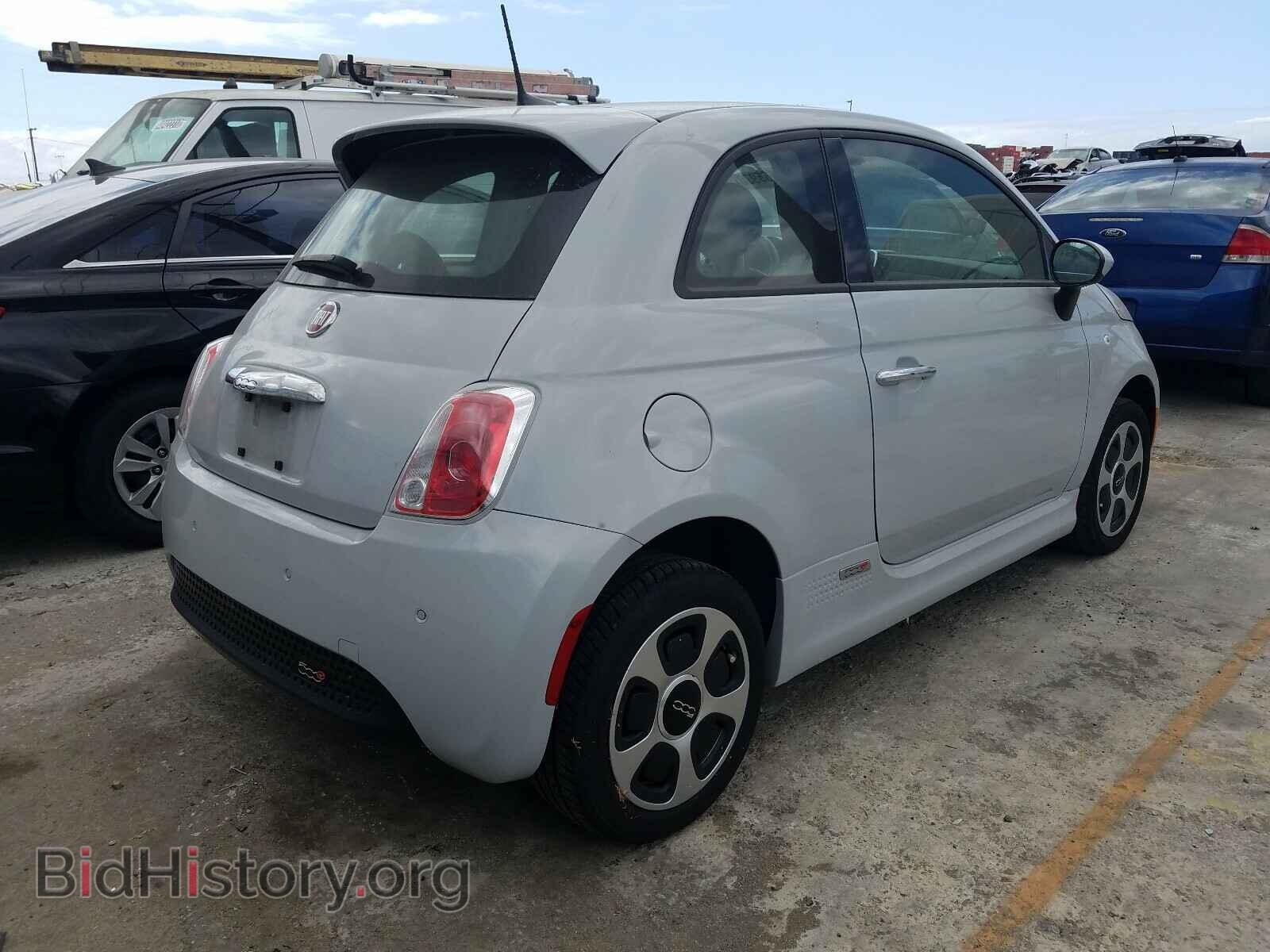 2017 FIAT 500 - VIN: 3C3CFFGE9HT643627 - Фото 4