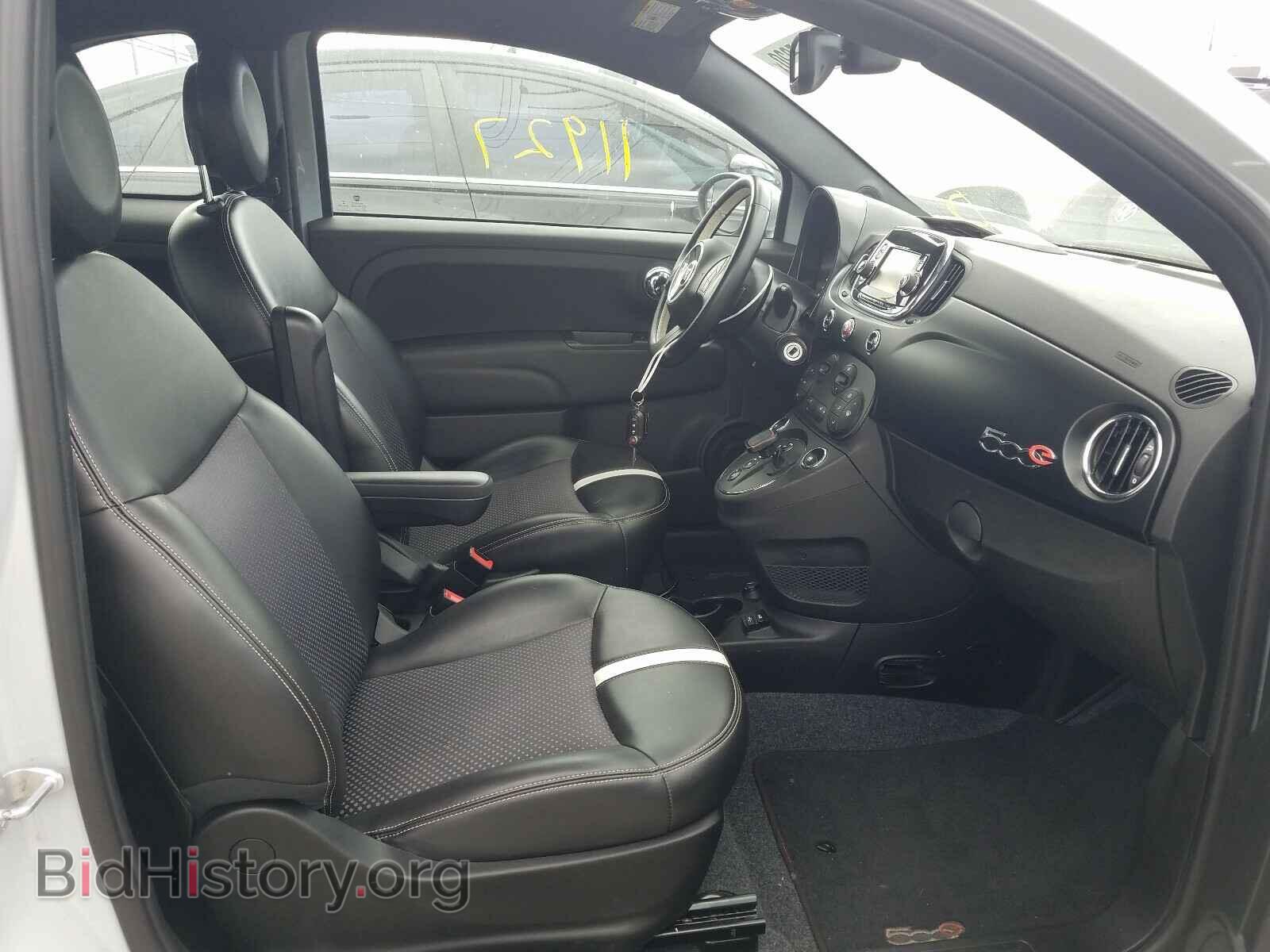 2017 FIAT 500 - VIN: 3C3CFFGE9HT643627 - Фото 5