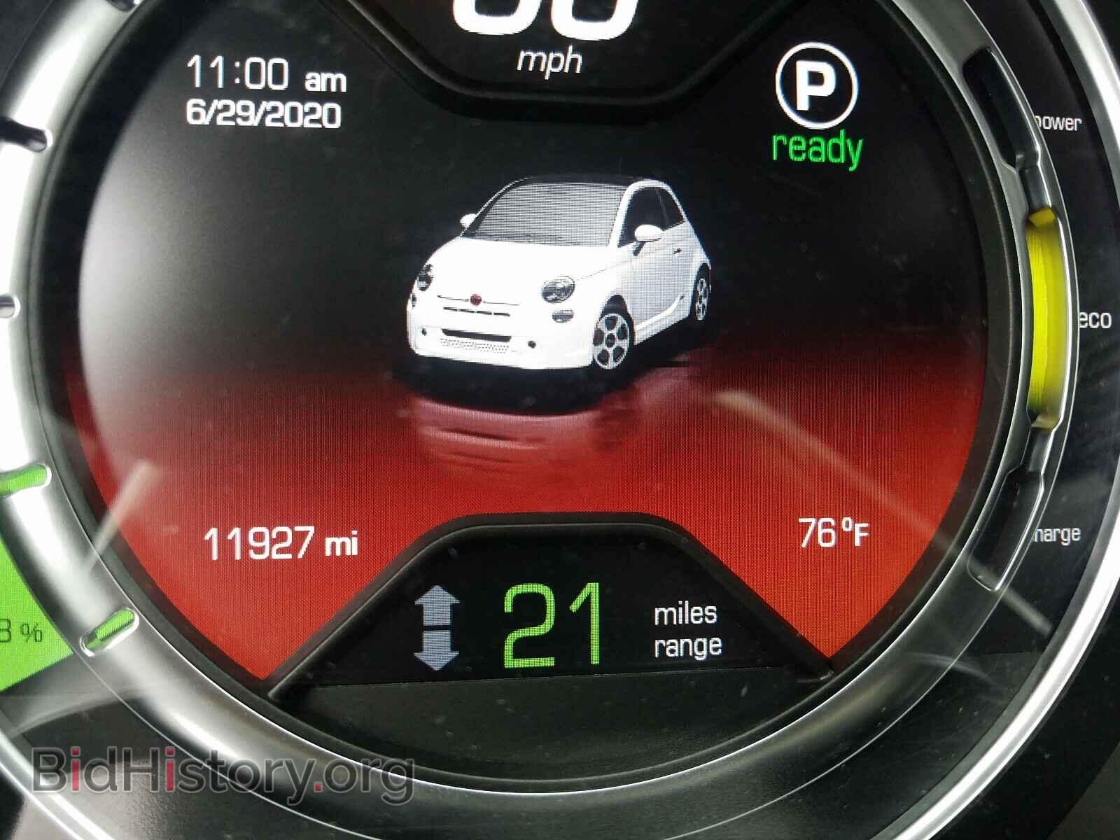 2017 FIAT 500 - VIN: 3C3CFFGE9HT643627 - Фото 8