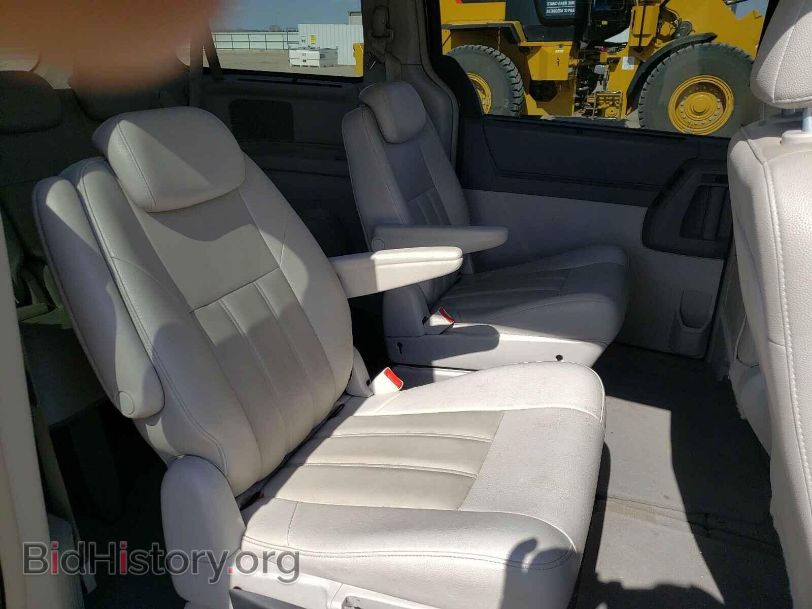2008 CHRYSLER MINIVAN - VIN: 2A8HR54P98R710263 - Photo 6