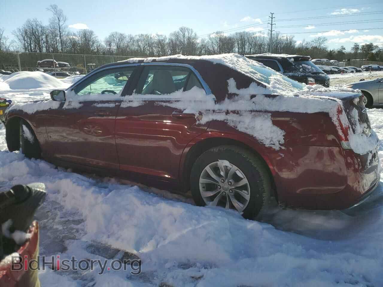 2016 CHRYSLER 300 - VIN: 2C3CCAAG7GH123701 - Фото 2