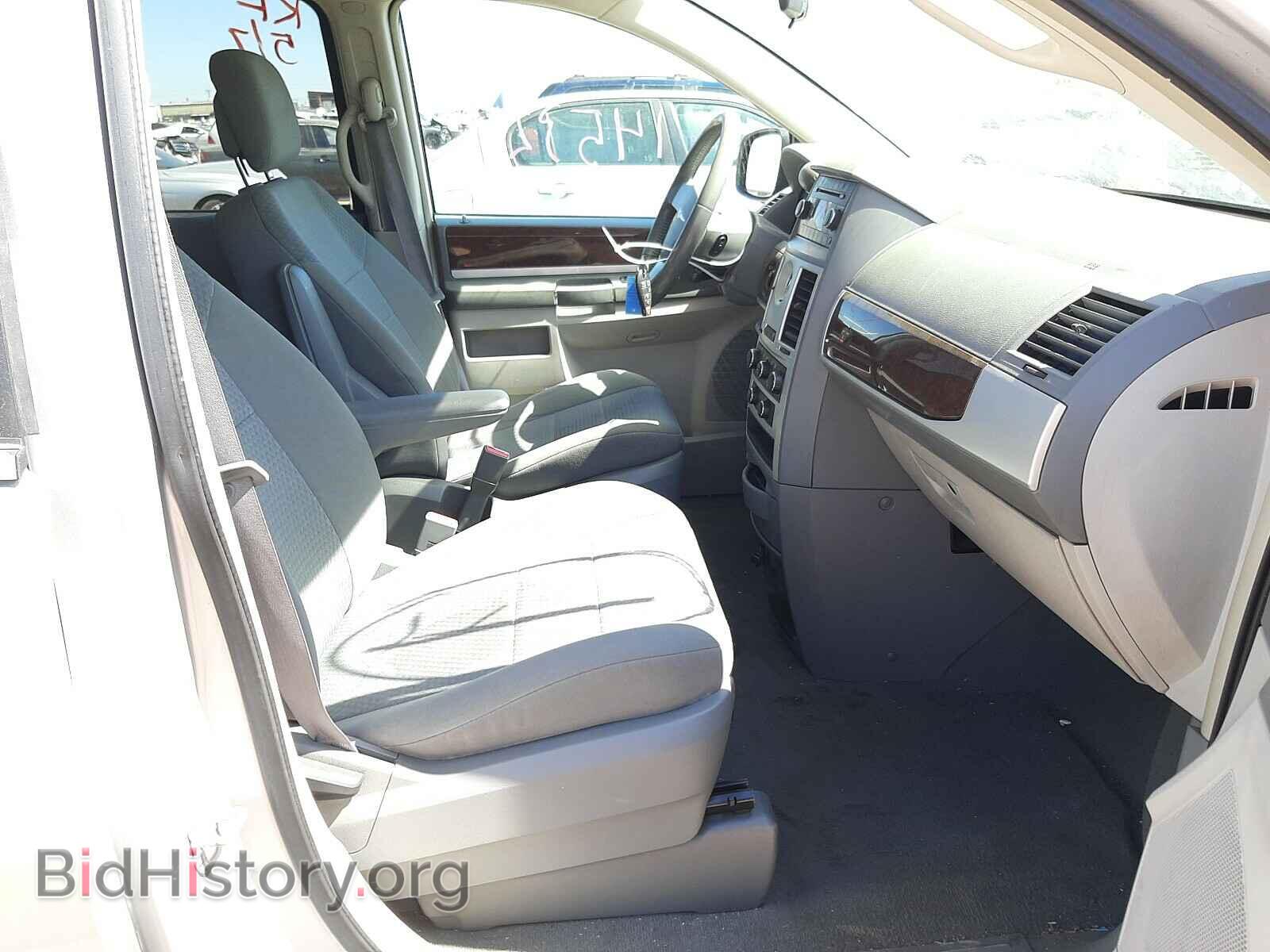 2010 CHRYSLER MINIVAN - VIN: 2A4RR5D12AR285427 - Фото 5