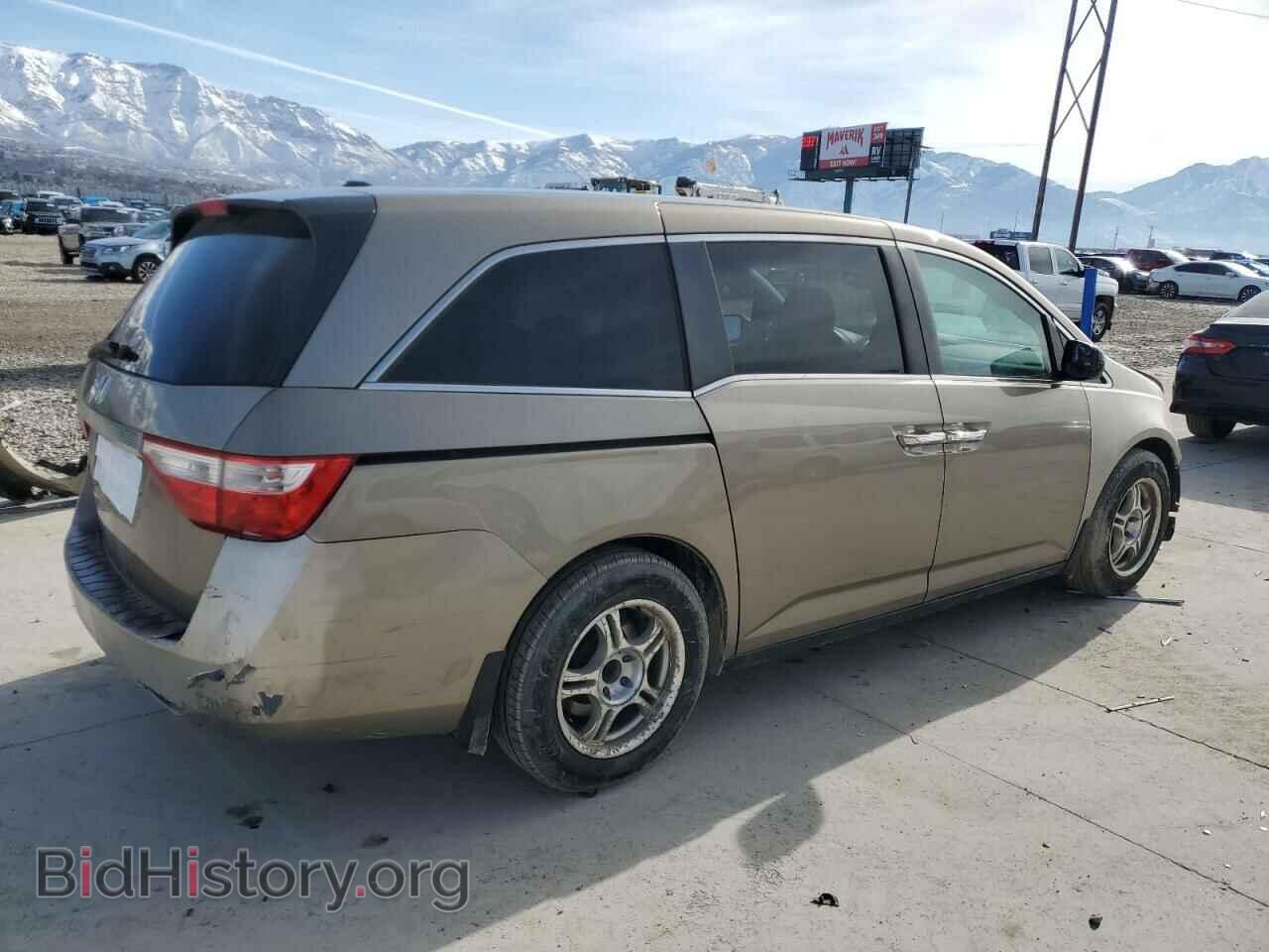 2011 HONDA All Models - VIN: 5FNRL5H62BB084038 - Фото 3