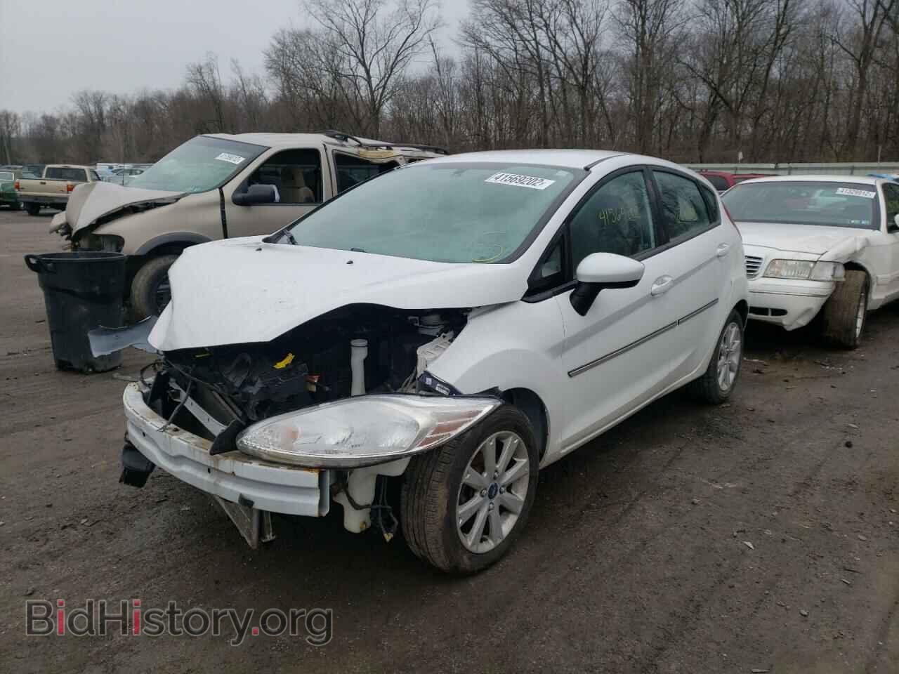 2011 FORD FIESTA - VIN: 3FADP4EJ2BM159727 - Фото 2