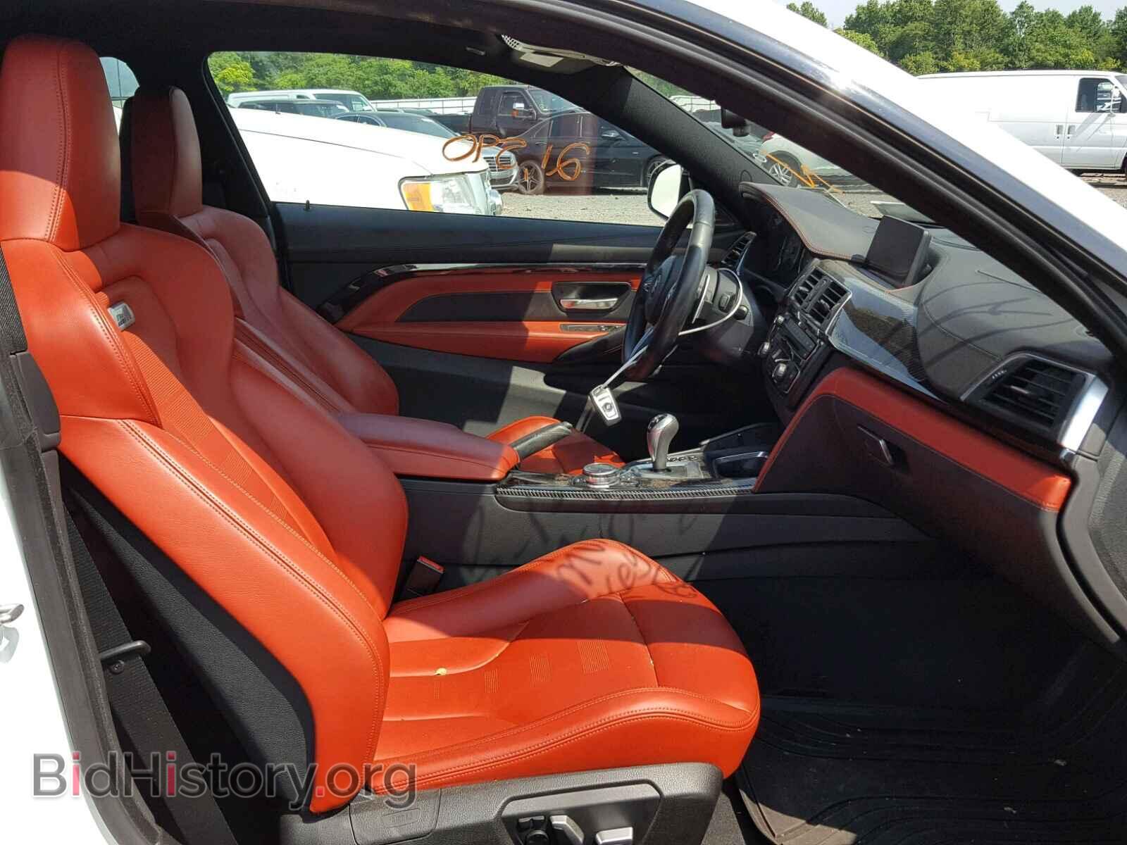 2016 BMW M4 - VIN: WBS3R9C59GK338440 - Фото 5