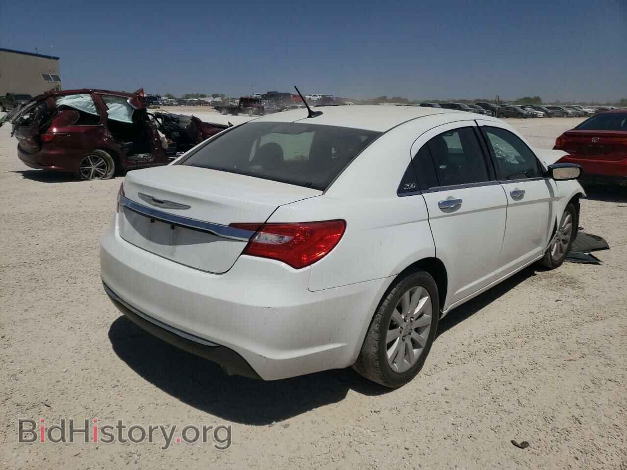 2013 CHRYSLER 200 - VIN: 1C3CCBCGXDN522656 - Фото 4