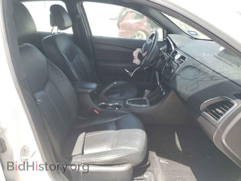 2013 Chrysler 200 (VIN 1C3CCBCGXDN522656) — photo 5 of 10
