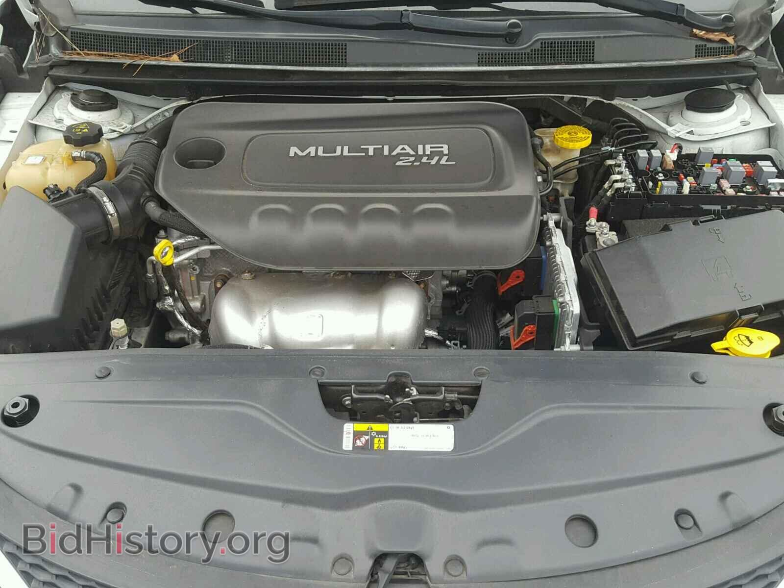 2015 CHRYSLER 200 - VIN: 1C3CCCAB7FN688584 - Photo 7