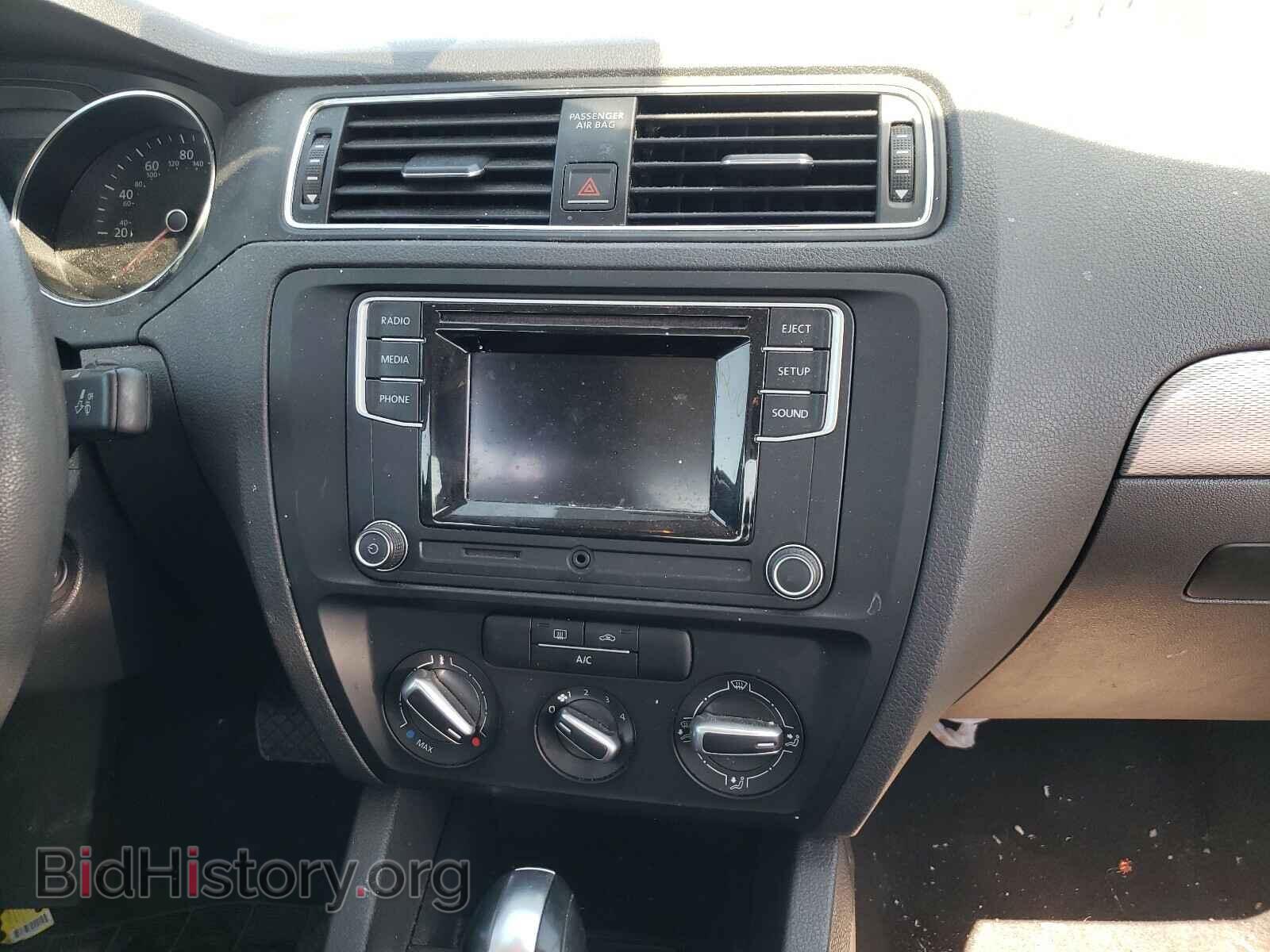 2018 VOLKSWAGEN JETTA - VIN: 3VW2B7AJ0JM224366 - Фото 9