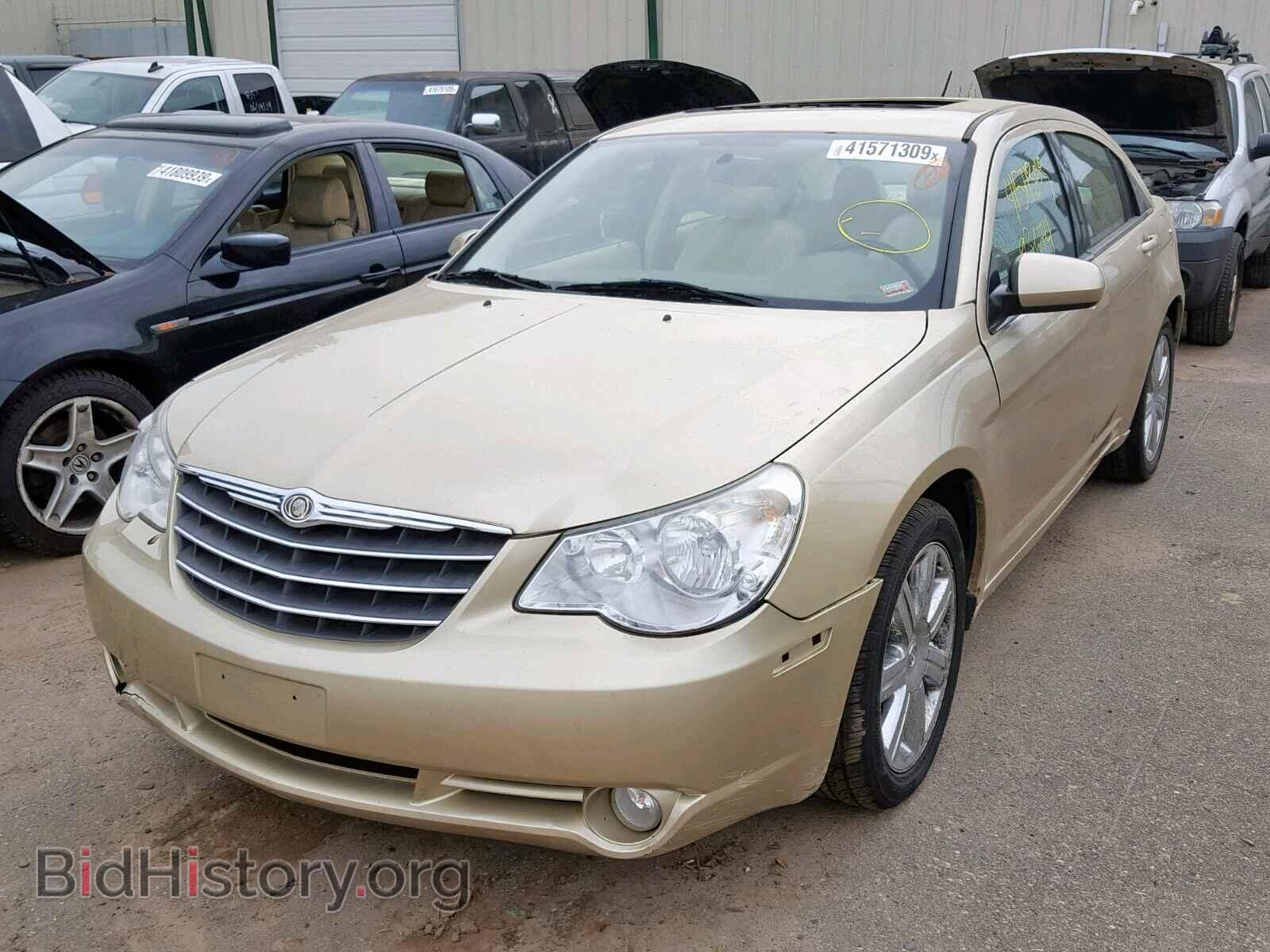 2010 CHRYSLER SEBRING - VIN: 1C3CC5FVXAN210411 - Фото 2