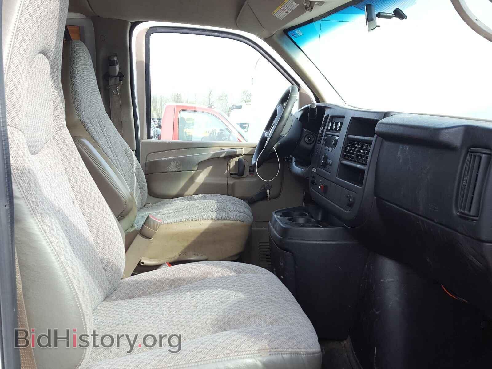 2011 CHEVROLET EXPRESS - VIN: 1GCWGFCA6B1177095 - Фото 5