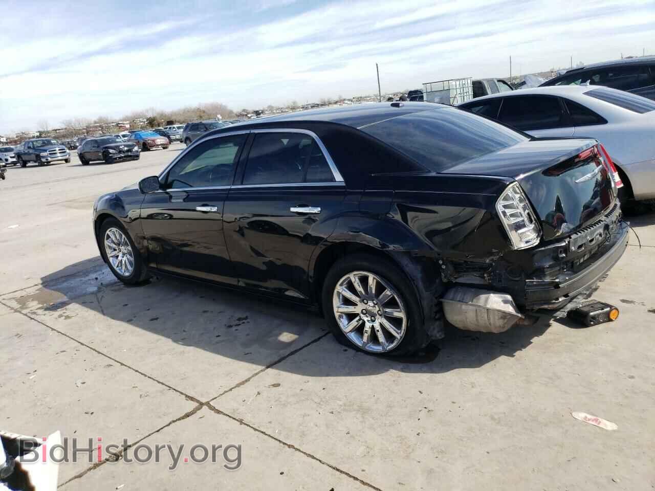 2012 CHRYSLER 300 - VIN: 2C3CCACG7CH310234 - Фото 2