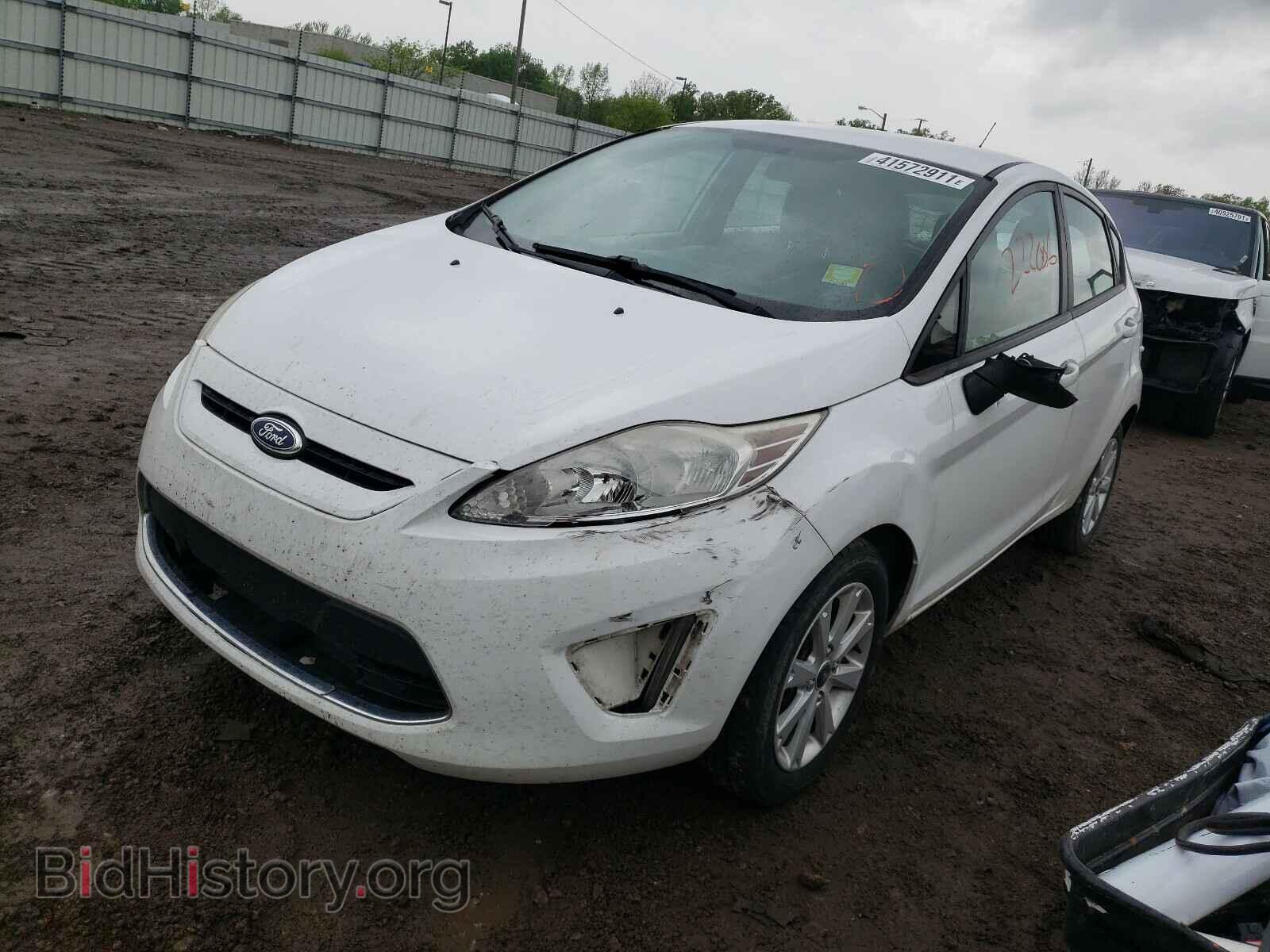 2011 FORD FIESTA - VIN: 3FADP4EJ0BM175800 - Фото 2