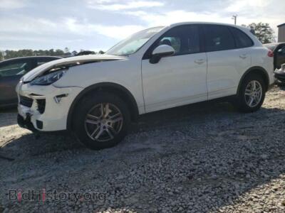 2016 Porsche CAYENNE, white — VIN WP1AA2A28GKA09944, Copart