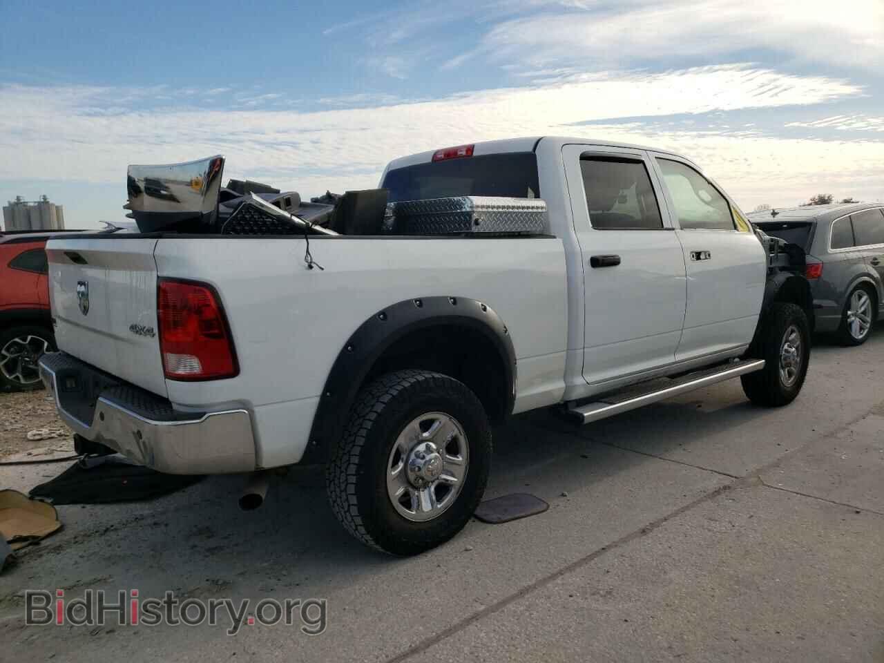 2016 RAM All Models - VIN: 3C6UR5CJ8GG323556 - Фото 3