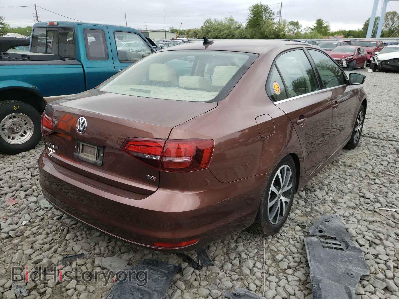 2017 VOLKSWAGEN JETTA - VIN: 3VWDB7AJ6HM262042 - Фото 4