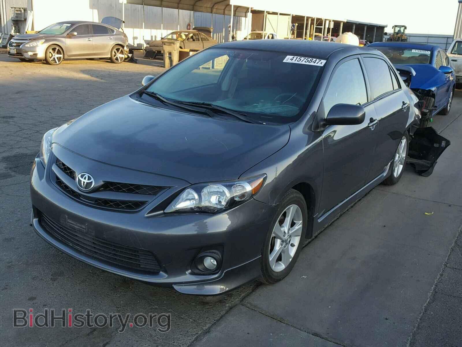 2013 TOYOTA COROLLA - VIN: 2T1BU4EE5DC107985 - Фото 2