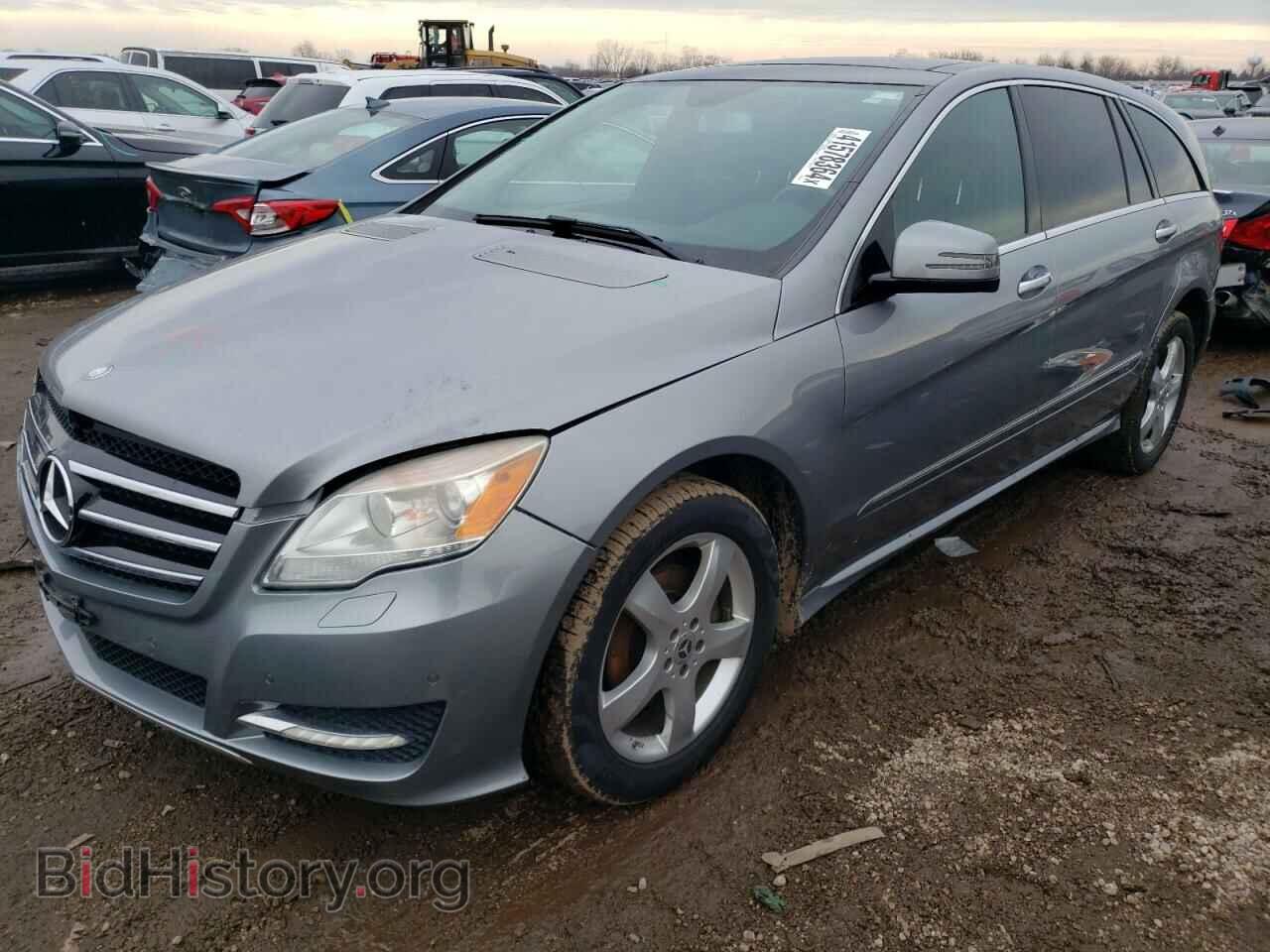 Photo 4JGCB6FEXBA113136 - MERCEDES-BENZ R-CLASS 2011