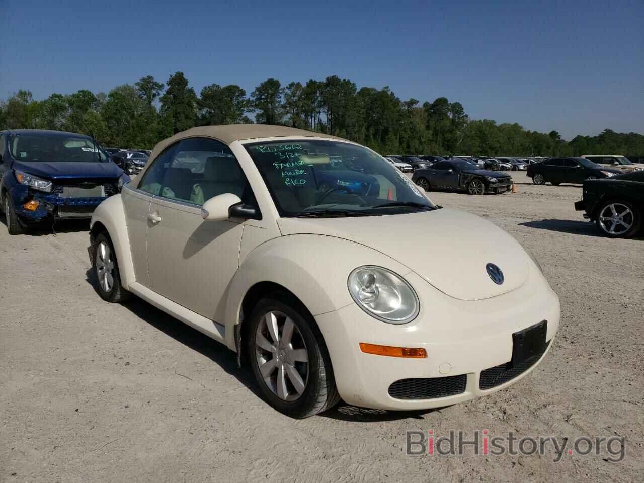 Photo 3VWPF31Y58M409359 - VOLKSWAGEN BEETLE 2008