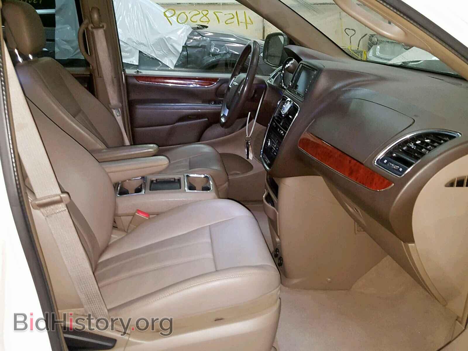 2013 CHRYSLER TOWN & COU - VIN: 2C4RC1BGXDR620459 - Фото 5