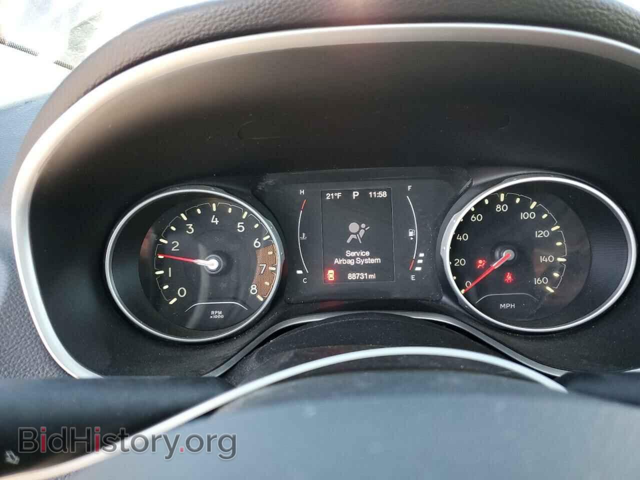 2017 JEEP COMPASS - VIN: 3C4NJDBB0HT693451 - Фото 9