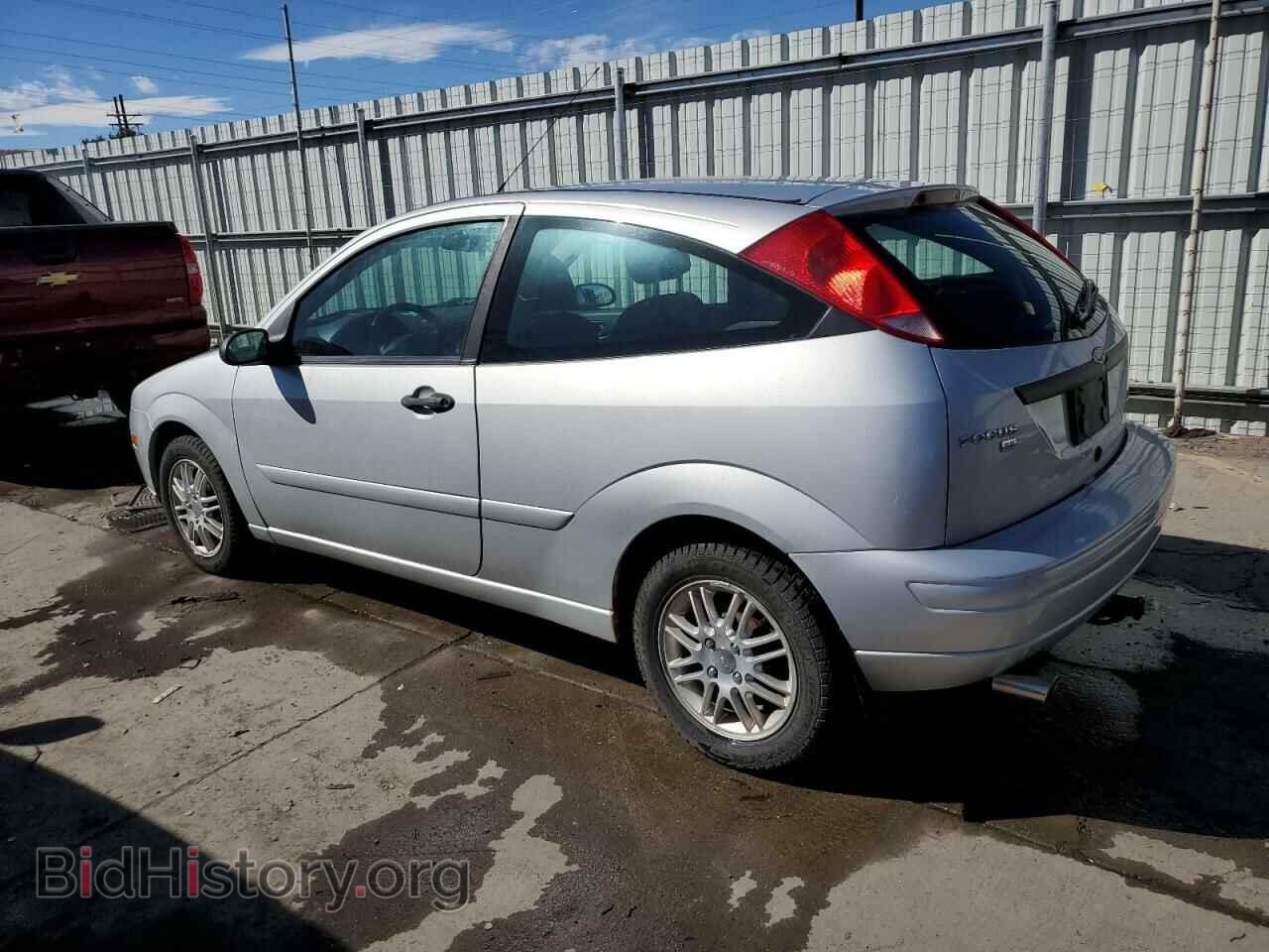 2007 FORD FOCUS - VIN: 1FAFP31N87W207122 - Фото 2