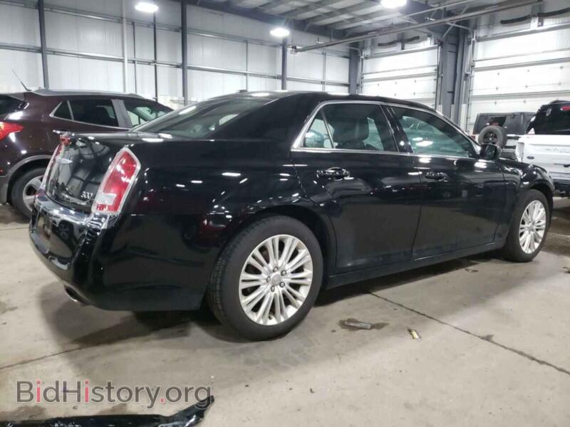 2014 Chrysler 300 (VIN 2C3CCARG5EH365968) — photo 3 of 13